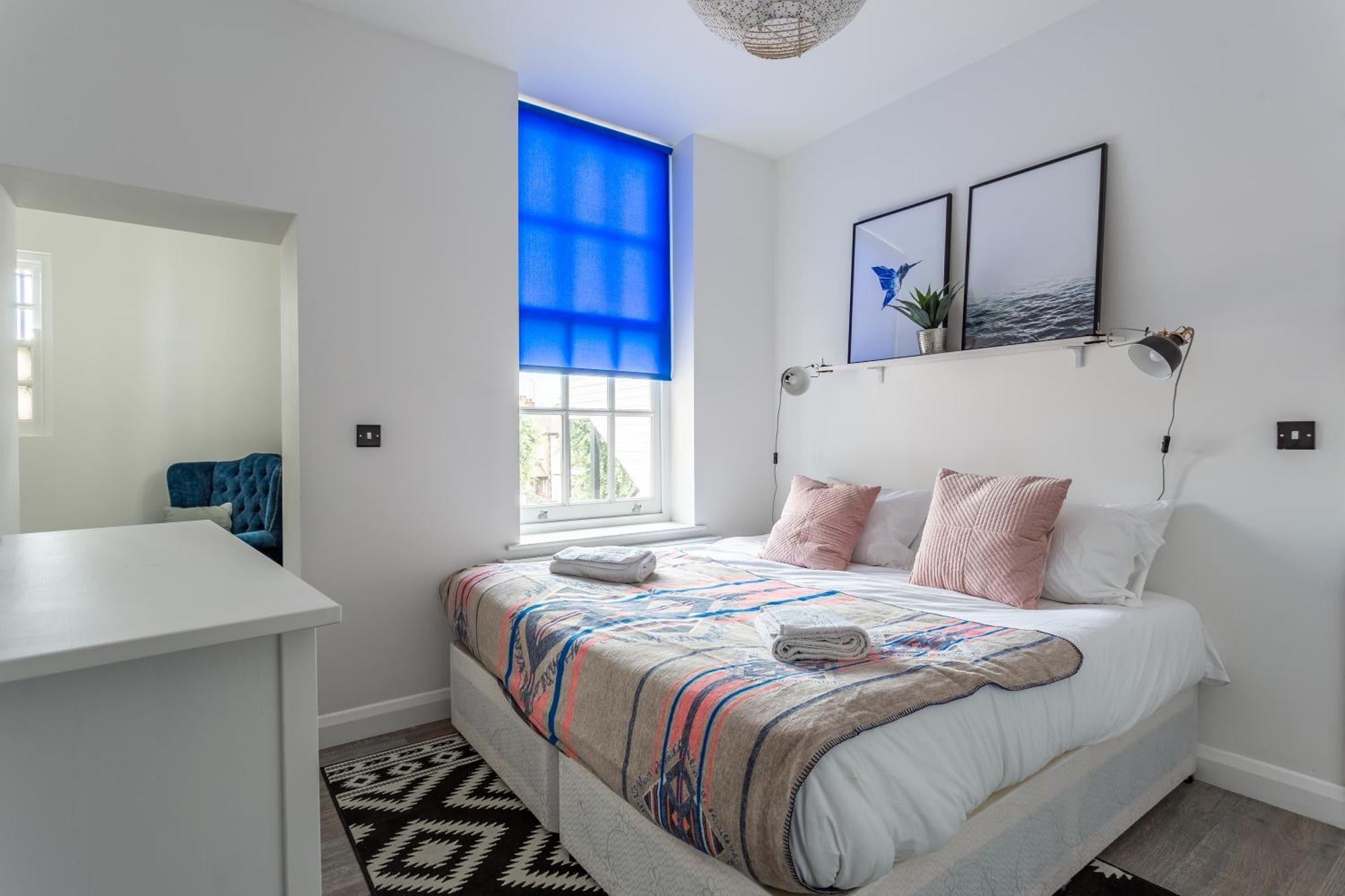 2 Bedroom Apartments With Sofa Bed In Southend Exterior foto